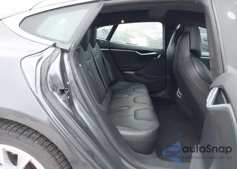 2017 Tesla Model S 100D/60D/75D/90D/P100D z USA, uszkodzony, nr VIN 5YJSA1E25HF176402